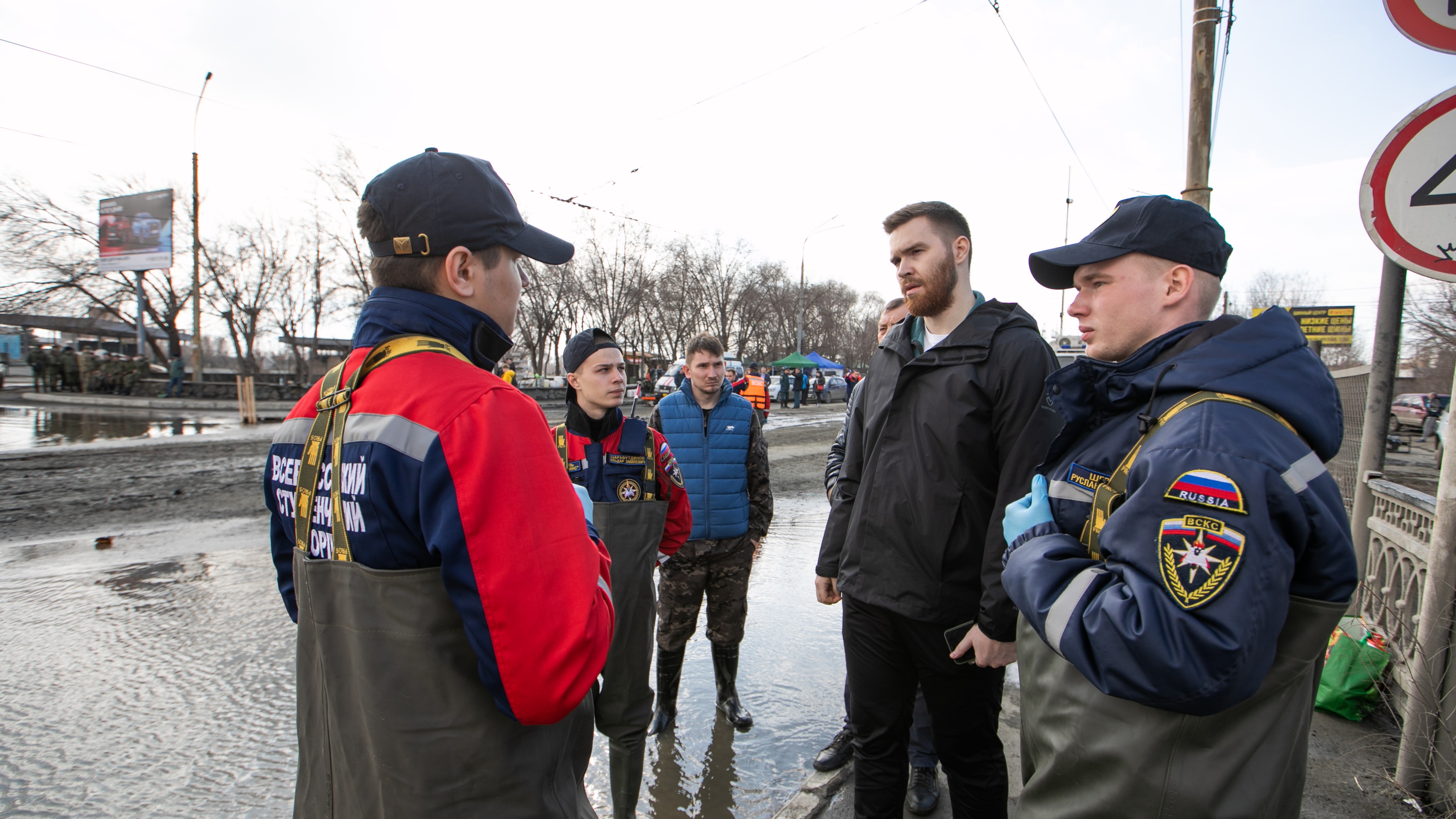 «Лидеры России» помогают пострадавшим от паводка в Оренбуржье