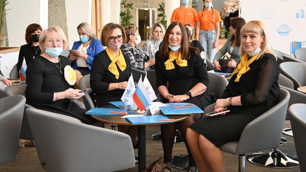 В Екатеринбурге состоялось открытие Всероссийского профессионального конкурса «Флагманы образования. Муниципалитет»