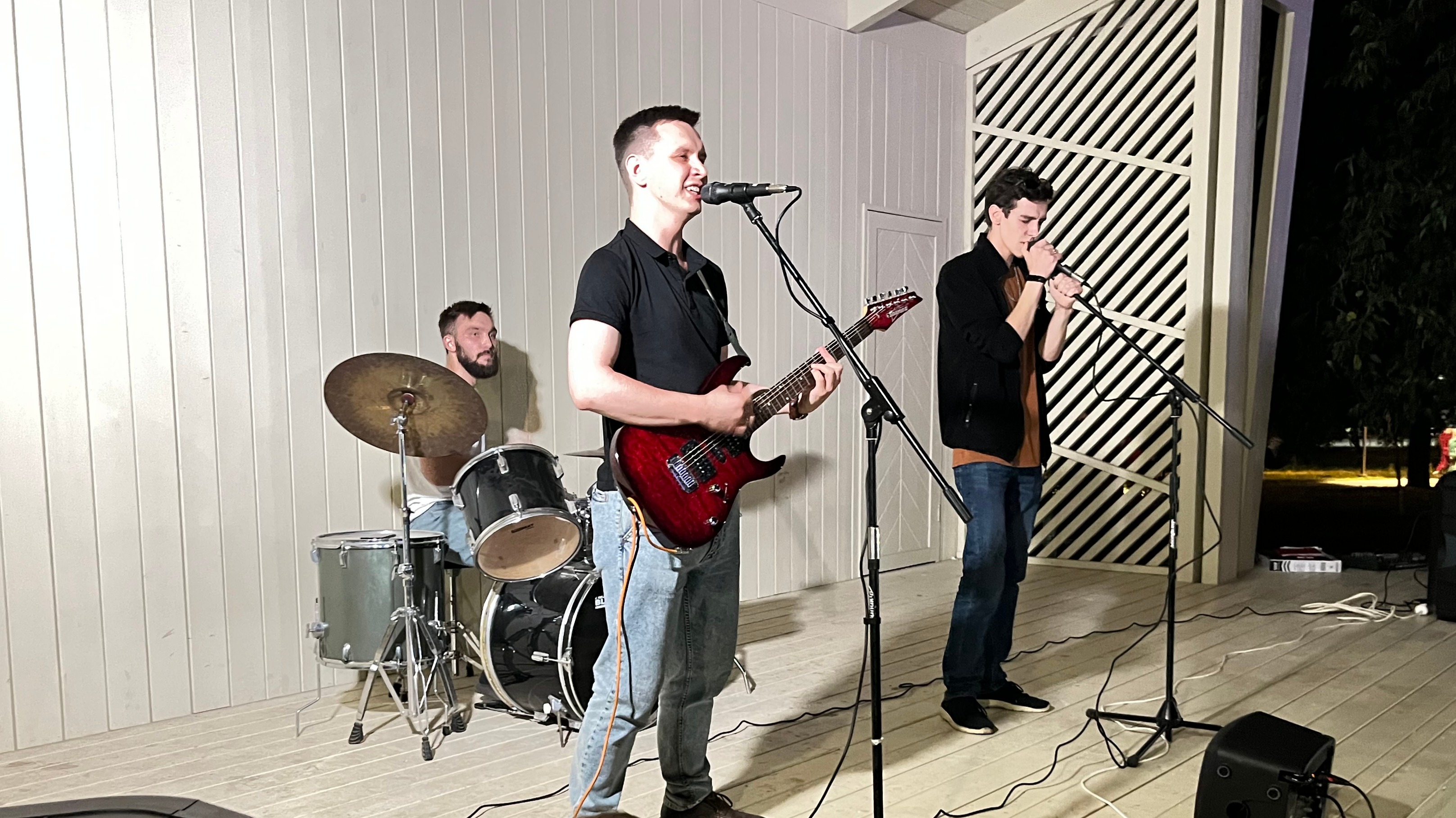 В Луганске презентовали песню участников проекта «Спасибо, братцы!»